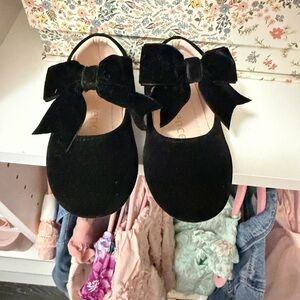 Elegant Black Velvet Kids Shoes with Bow